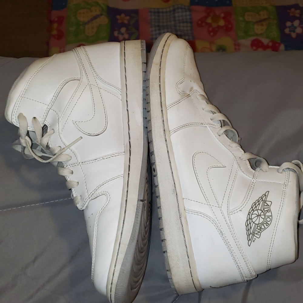 Air Jordan - Picture 4 of 4